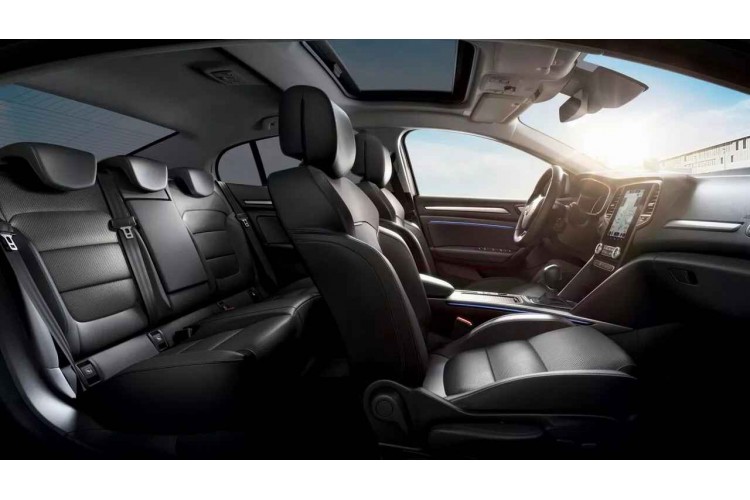 Rize’de kiralık Renault Megane – Ayala Tour Rent a Car