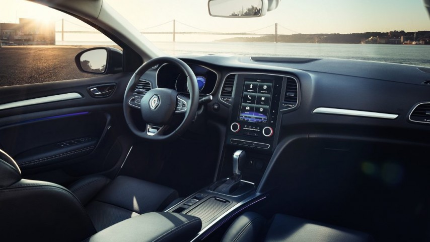 Rize’de kiralık Renault Megane – Ayala Tour Rent a Car