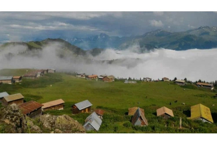 Ayala Tour Huser ve Kavrun Yaylası Turu ile Huser Yaylası bulut denizi manzarası