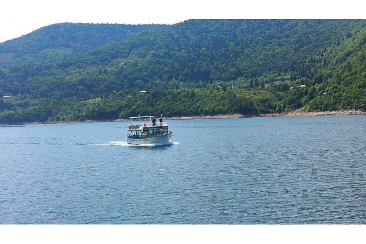 Borçka Karagöl Tabiat Parkı