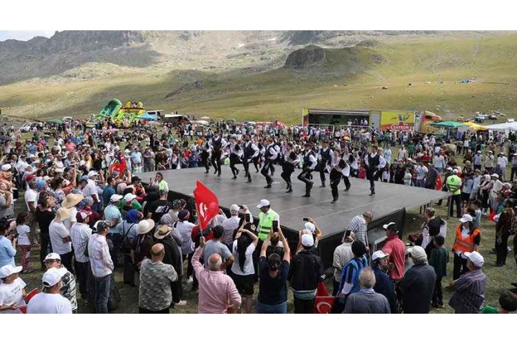 26. Ovit Yayla Şenlikleri 2026 afişi - Semicenk, Eypio, Yener Çevik, Altay ve diğer sanatçılar