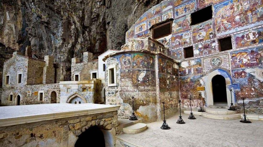 Sümela Manastırı Turu Sümela Manastırı Turu