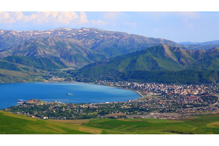 Rize Çıkışlı Van Turu