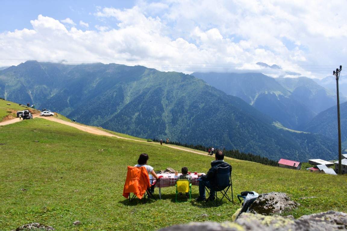 Rize Günübirlik Badara Yaylası Tur Rehberi 2026 Rize çıkışlı Badara Yaylası turu ve Karadeniz yayla manzarası