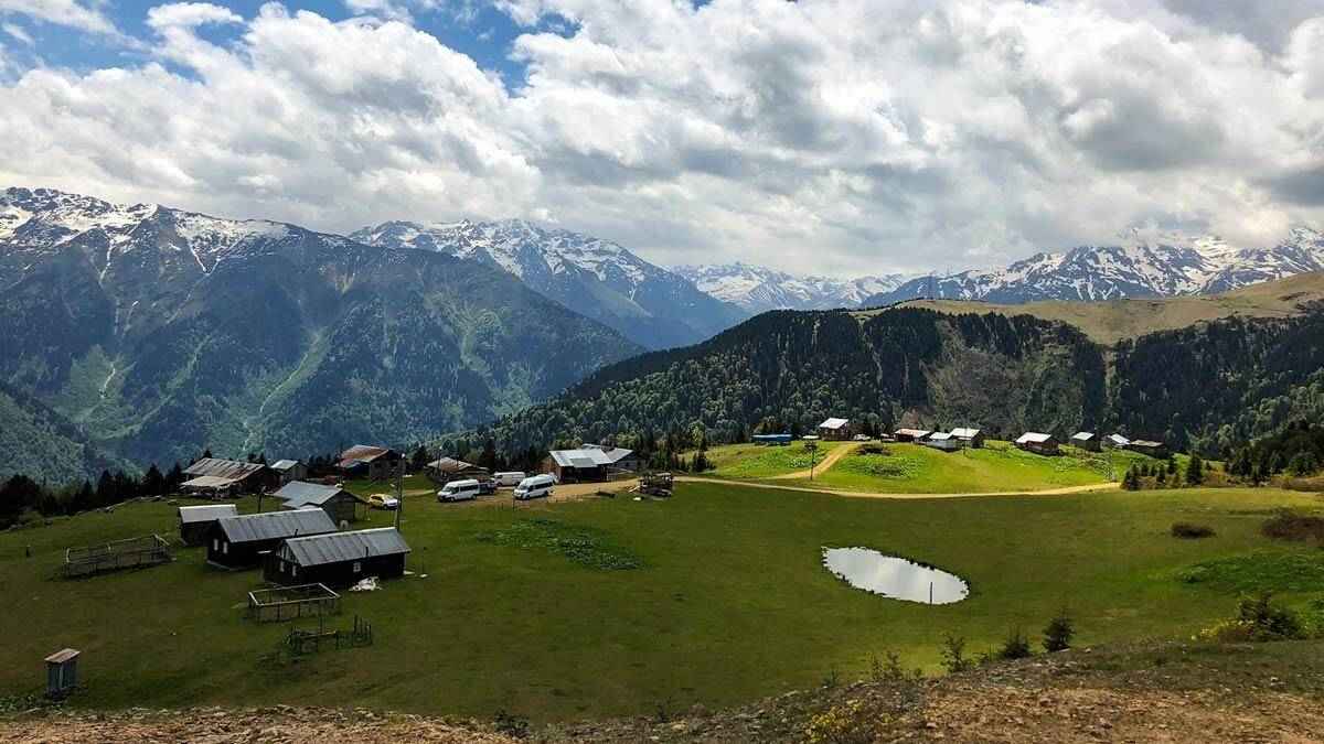 Rize çıkışlı Gito Yaylası turu ve Karadeniz yayla manzarası